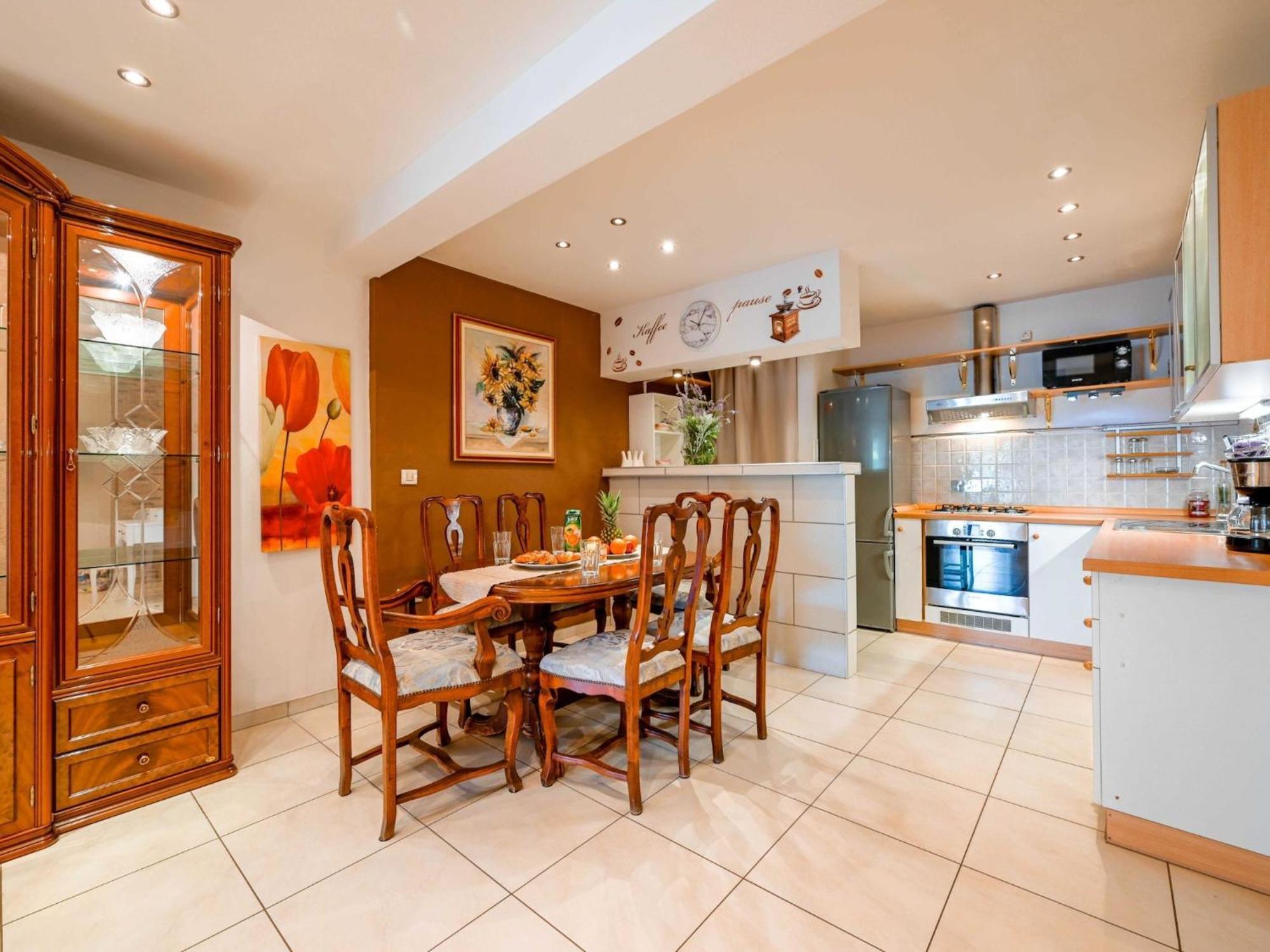 Classic And Smart With Terrace - Two Bedroom With Terrace Rovinj